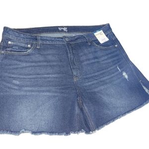 Terra & Sky Size 18W NWT Blue Denim Shorts